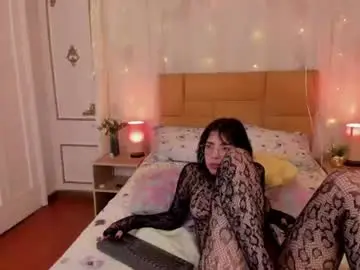 Chaturbate Nude Webcam of emalittle
