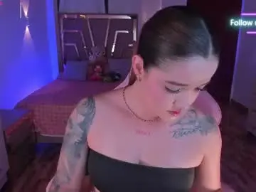 Chaturbate Sex Cam of lunna_roosee
