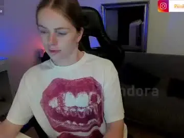 piinkpandora from chaturbate
