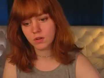 reneefoxy_ from chaturbate