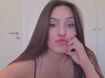 Chaturbate Live Sex Cam of abrilhelena8