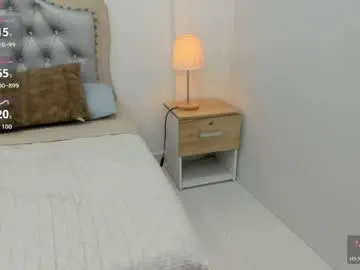 mature_ariel from chaturbate