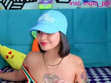 Chaturbate Live Porn of moto_ponchik