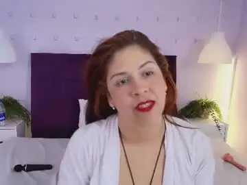 Chaturbate Sex Chat of sirenyrouss