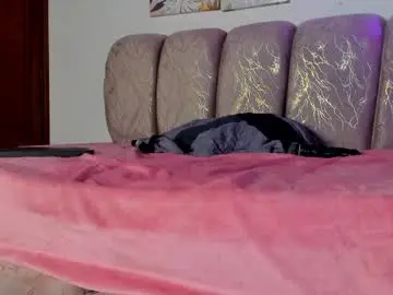Chaturbate Free Live Porn of mia_sweetie1
