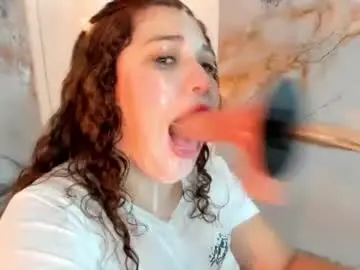 Chaturbate Live Porn of hade_cute2