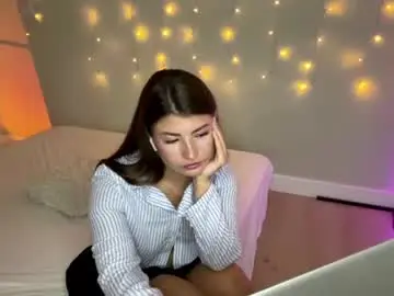 Chaturbate Free Porn Cam of leona_grand18