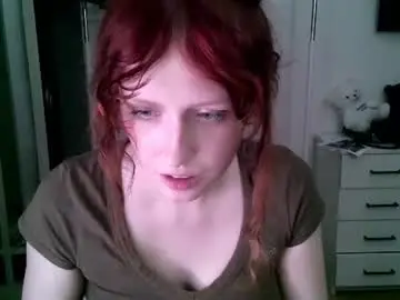 rosy_petal from chaturbate