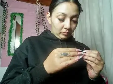 Chaturbate Watch Live Sex Cams of callme_lolas