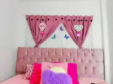 Chaturbate Free Live Porn of summer_girls01