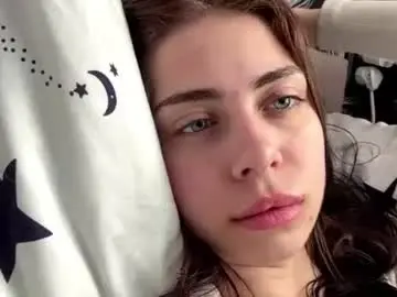 Chaturbate Free Live Porn of yvonnepfluger
