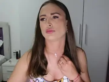 Chaturbate Live Sex Cam of beyoncedoll