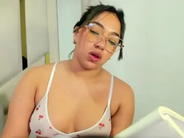 Chaturbate Adult Webcam of isabellrodriguez18