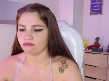 bluee_hazell from chaturbate