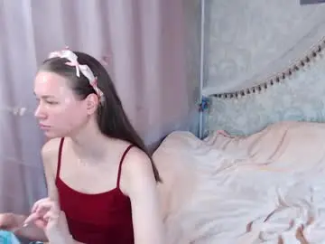 leila_bambi_ from chaturbate