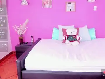 Chaturbate Best live sex cam show of liapinket