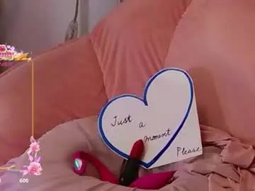 naomihoney77 from chaturbate