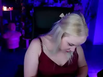 Chaturbate Live Sex Cam of stellawatts