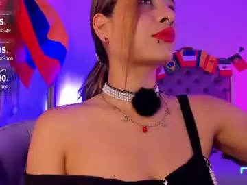 Chaturbate Nude Webcam of yourwishisme_val