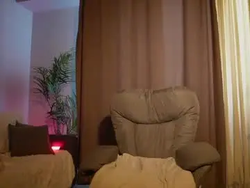 sarasuo from chaturbate