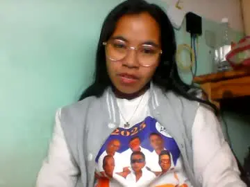 Chaturbate Adult Video Chat of rinah856024