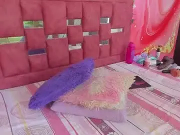 melody_paris from chaturbate