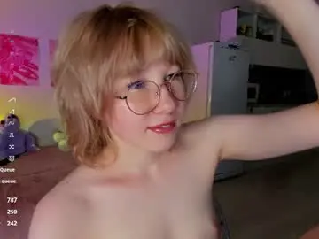 alettaevee from chaturbate