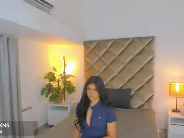 Chaturbate Live Sex Cam of malaia_hills