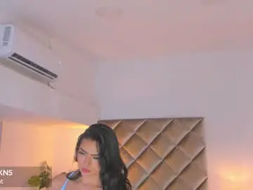 Chaturbate Sex Cam of malaia_hills