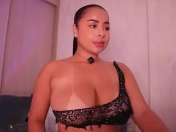 Chaturbate Adult Video Chat of emiily_bell