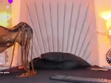 Chaturbate Adult Video Chat of evaa_martinez