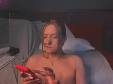 Chaturbate Free Porn Cam of hollyylee