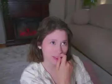 Chaturbate Live Sex Cam of rhebageigel