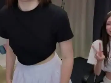 Chaturbate Live Sex Cam of arishasky