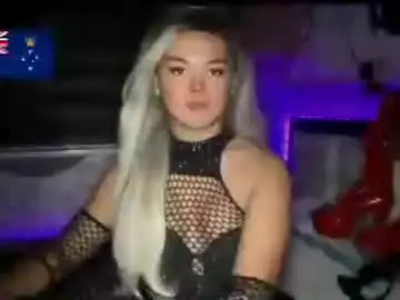 Chaturbate Live Sex Cam of miss_antonette_xxx