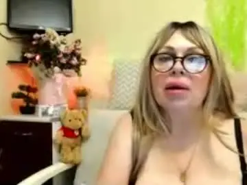 Chaturbate Best live sex cam show of susiexnoreen