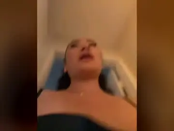 Chaturbate Adult Webcams of aliciahebixxx