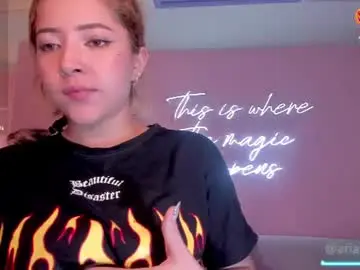Chaturbate Free Porn Cam of ariananova