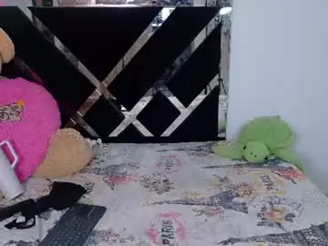 Chaturbate Live Sex Cam of catalina_smith__