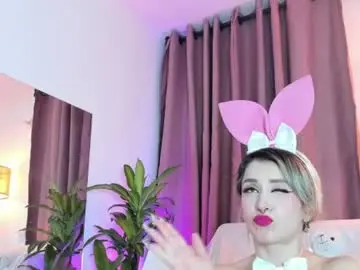 lollypetitte_ from chaturbate