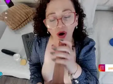 Chaturbate Adult Video Chat of pam_hills