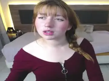 adhara_valkiria from chaturbate