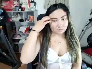 Chaturbate Free Live Porn of vellarossa
