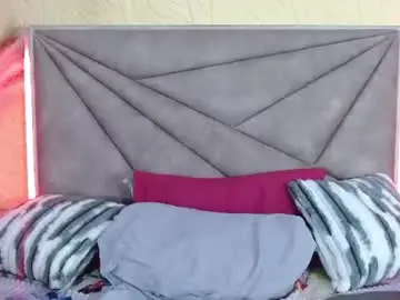 Chaturbate Private Sex Chat of esmeralda_oikos