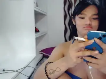 Chaturbate Adult Webcam of kylieebarbie97