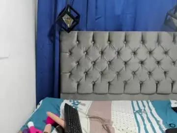 Chaturbate Adult Video Chat of riaha_18_