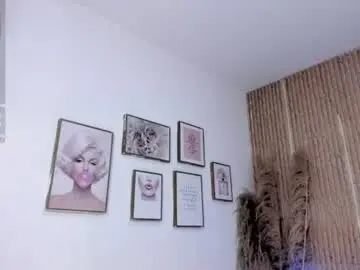 Chaturbate Live Sex Cam of ana_ev