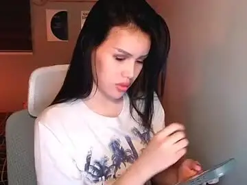 Chaturbate Live Porn of bigassslutdoll