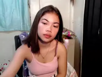 Chaturbate Live Sex of im_yoursweetnadinexx