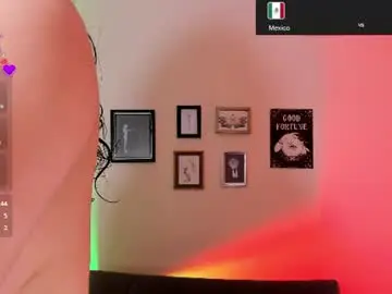 Chaturbate Nude Webcam of lauren_croftt